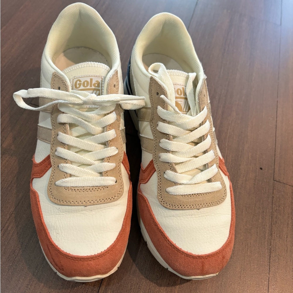 Women’s Gola sneakers